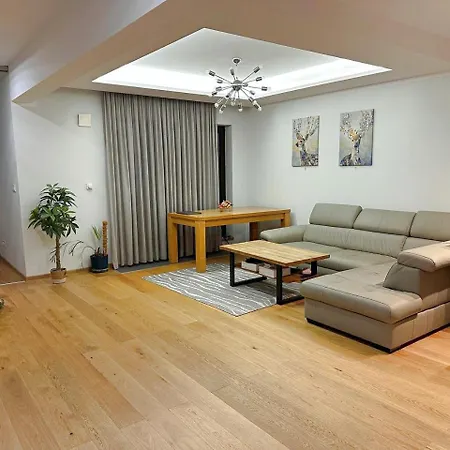 Mieszkanie 60m2 Z Balkonem Na Sylwestra W Centrum Wroclawia! Wroclaw