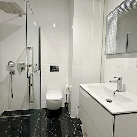Mieszkanie 60m2 Z Balkonem Na Sylwestra W Centrum Wroclawia! ヴロツワフ